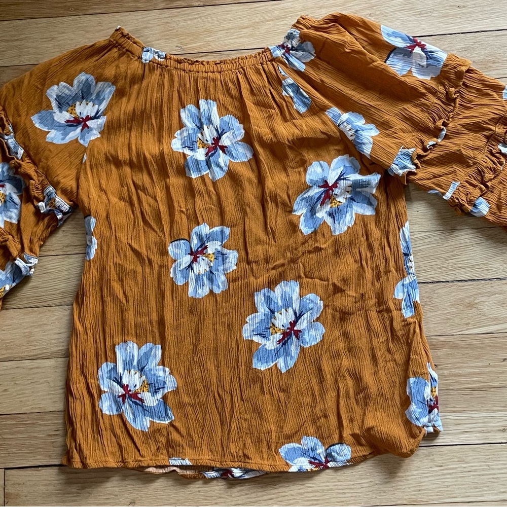 Girl’s top